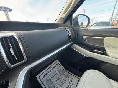 2025 Ford Expedition Max Platinum 4x4