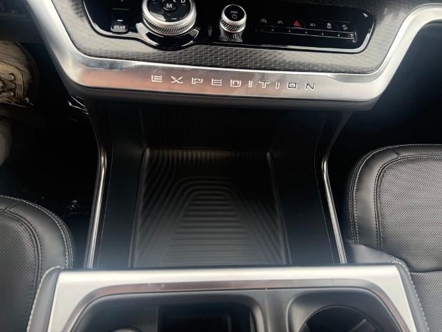2027 Ford Expedition Platinum 4x4