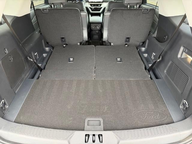 2026 Ford Explorer Active w/100A Pkg 4WD
