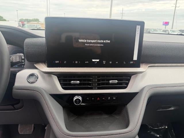 2027 Ford Explorer Active w/200A Pkg 4WD