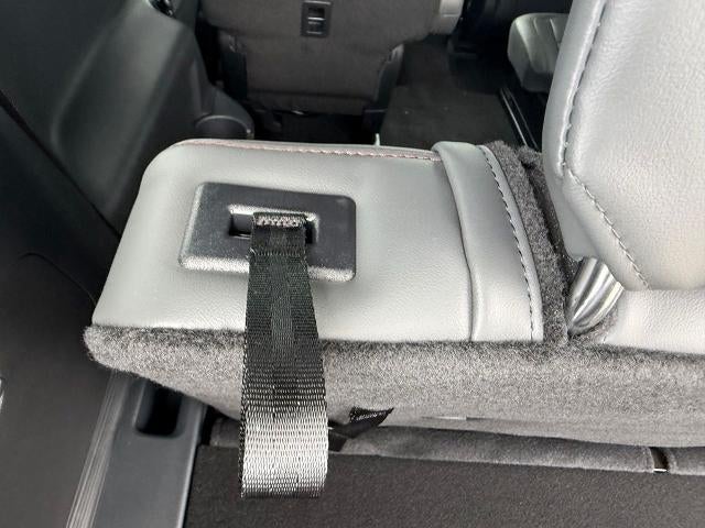 2027 Ford Explorer Active w/200A Pkg 4WD