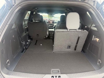 2027 Ford Explorer Active w/200A Pkg 4WD