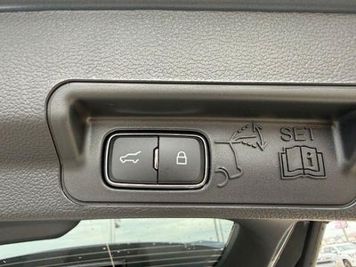 2027 Ford Explorer Active w/200A Pkg 4WD