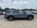 2027 Ford Explorer Active w/200A Pkg 4WD