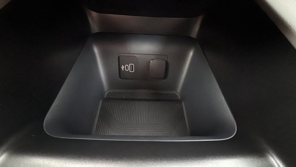 2026 Ford Explorer Active w/100A Pkg 4WD