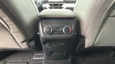 2026 Ford Explorer Active w/100A Pkg 4WD