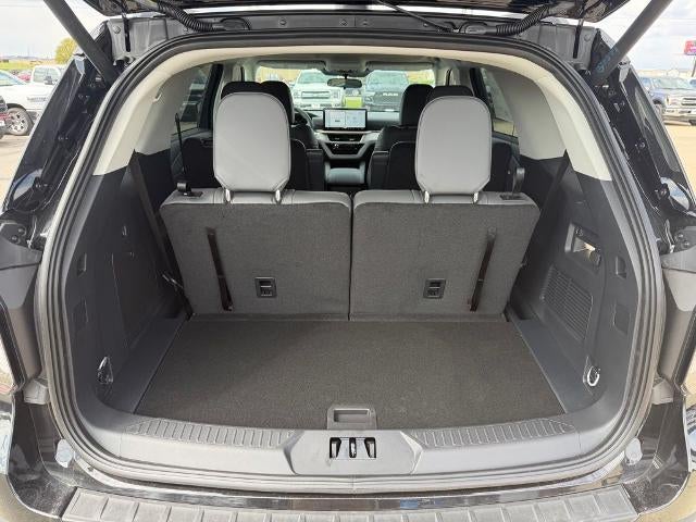 2026 Ford Explorer Active w/100A Pkg 4WD