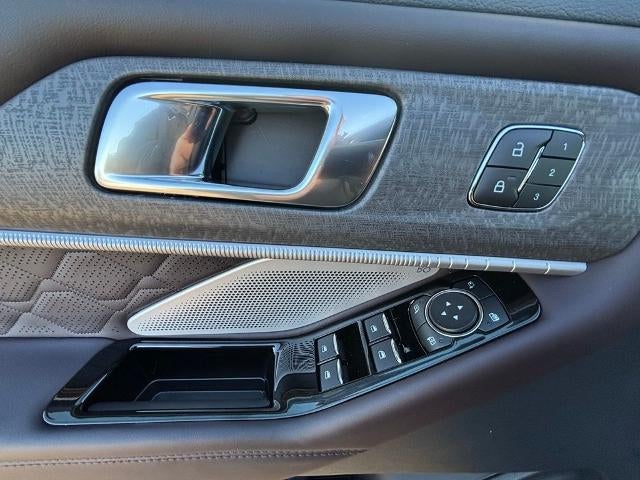 2026 Ford Explorer Platinum 4WD