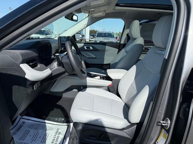 2026 Ford Explorer Platinum 4WD