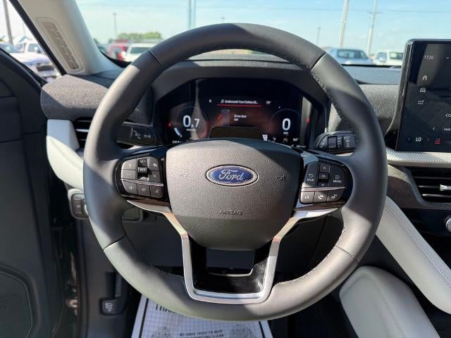 2026 Ford Explorer Platinum 4WD