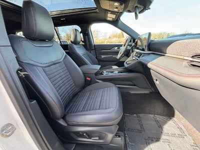 2026 Ford Explorer ST-Line 4WD