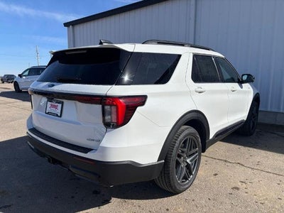 2026 Ford Explorer ST-Line 4WD
