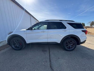 2026 Ford Explorer ST-Line 4WD