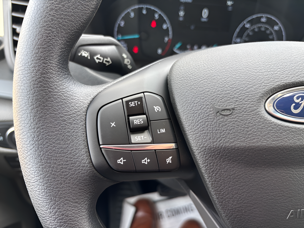 2025 Ford Transit Cargo Van T-250 148" Med Rf 9070 GVWR RWD