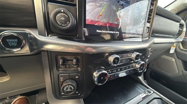 2025 Ford F-150 LARIAT 4WD SuperCrew 5.5' Box