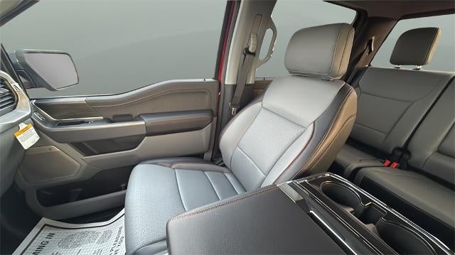 2025 Ford F-150 LARIAT 4WD SuperCrew 5.5' Box