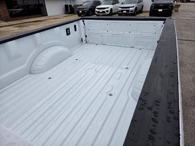 2027 Ford Super Duty F-350 SRW XLT 4WD Reg Cab 8' Box