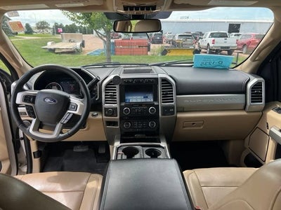 2017 Ford Super Duty F-250 SRW Lariat