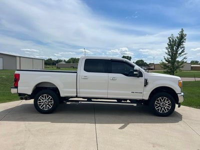 2017 Ford Super Duty F-250 SRW Lariat