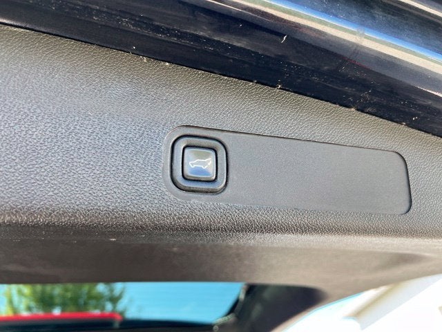 2013 Chevrolet Suburban LTZ