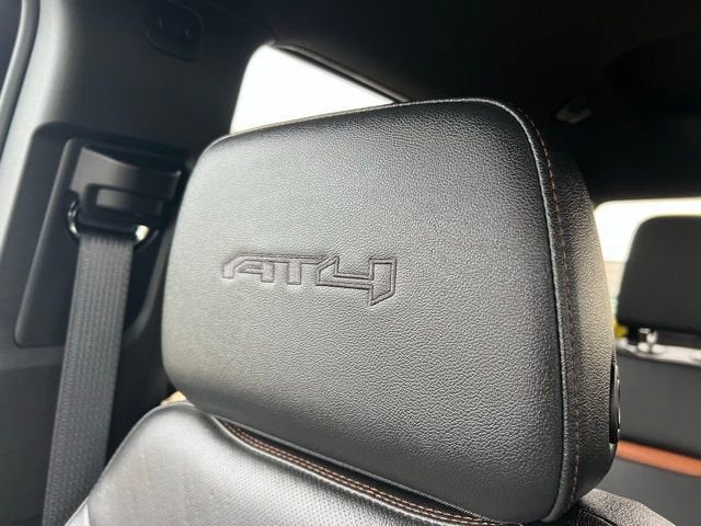 2025 GMC Sierra 2500 HD AT4
