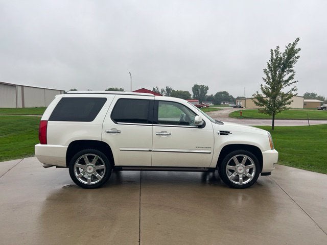 2011 Cadillac Escalade Premium