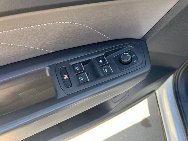 2023 Volkswagen Atlas Cross Sport 3.6L V6 SEL