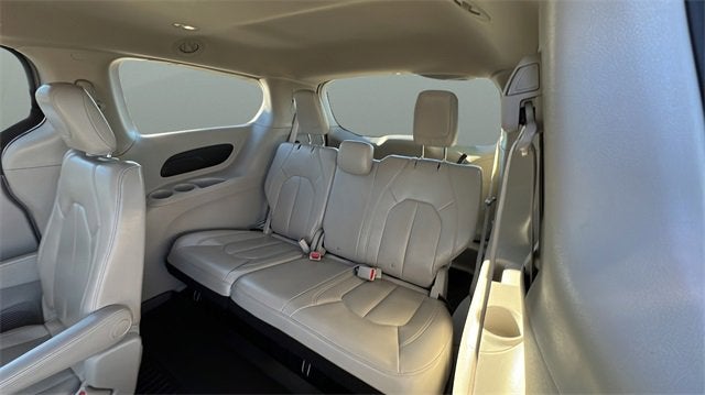 2021 Chrysler Voyager LXI