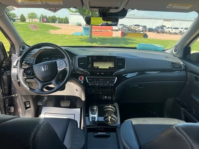 2021 Honda Pilot Touring 7-Passenger