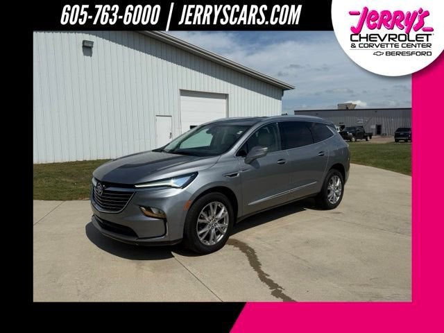 2023 Buick Enclave Essence
