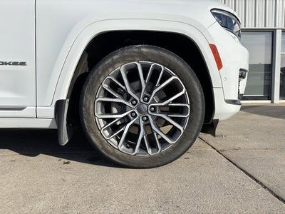 2023 Jeep Grand Cherokee L Summit