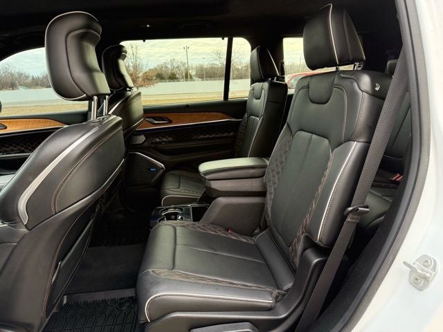 2023 Jeep Grand Cherokee L Summit