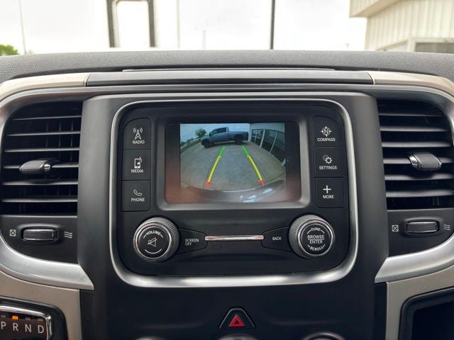 2016 RAM 1500 SLT