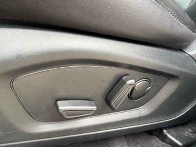 2023 Ford Explorer XLT 202A