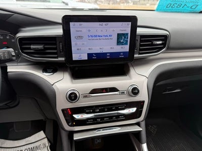 2023 Ford Explorer XLT 202A