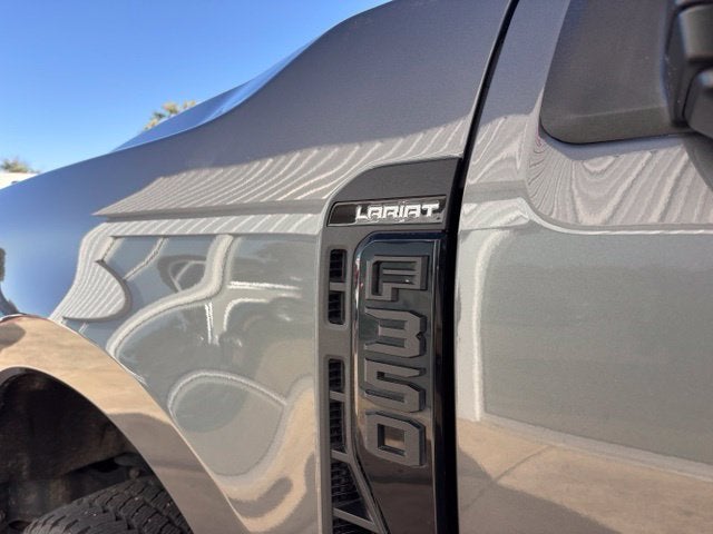 2023 Ford F-350SD Lariat