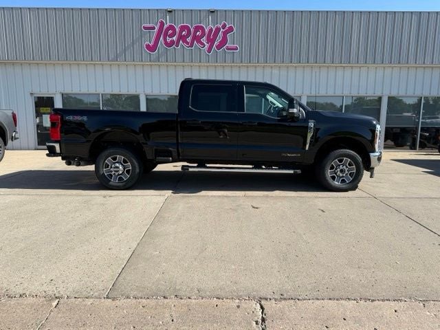 2025 Ford F-350SD Lariat
