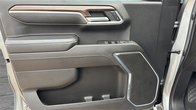 2023 Chevrolet Silverado 1500 LT Standard Box