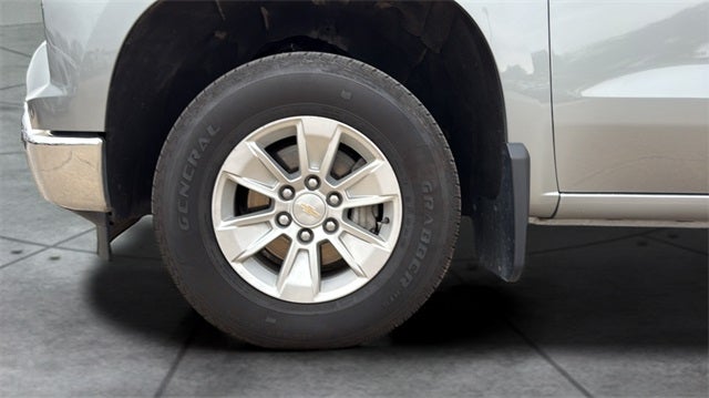 2023 Chevrolet Silverado 1500 LT Standard Box