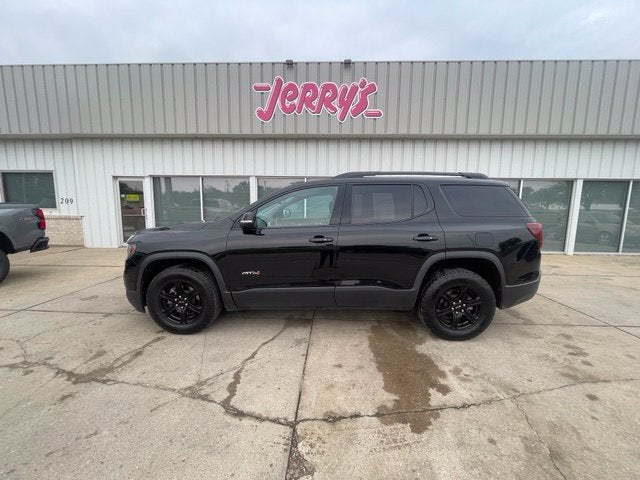 2023 GMC Acadia AT4