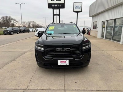 2023 GMC Acadia SLT