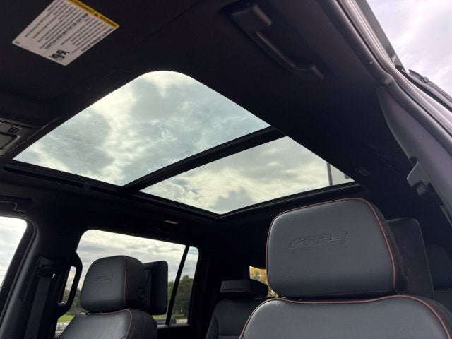 2025 GMC Yukon XL AT4