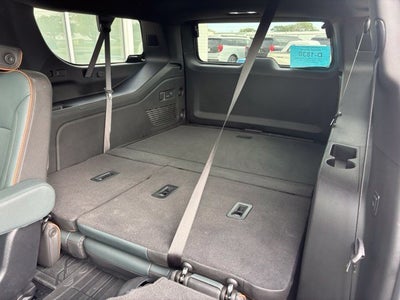 2025 GMC Yukon XL AT4