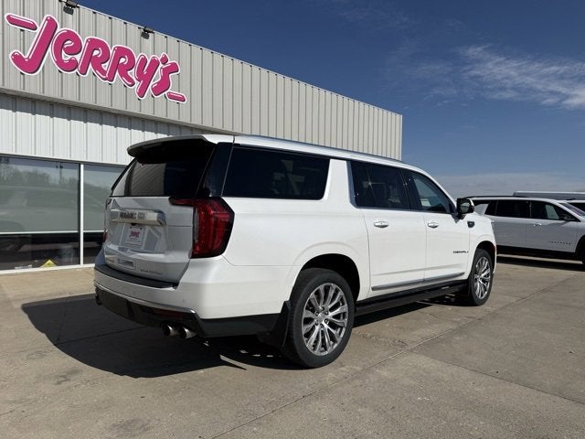 2022 GMC Yukon XL Denali