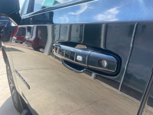 2024 Chevrolet Suburban Z71