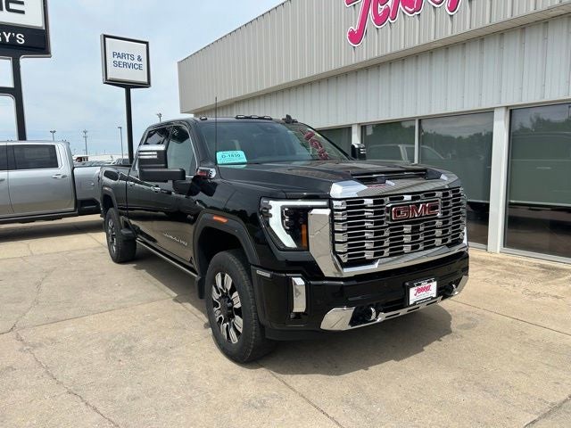 2025 GMC Sierra 2500HD Denali