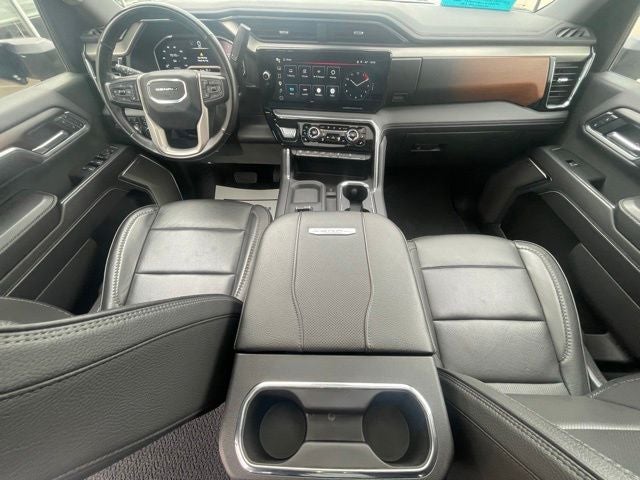 2025 GMC Sierra 2500HD Denali