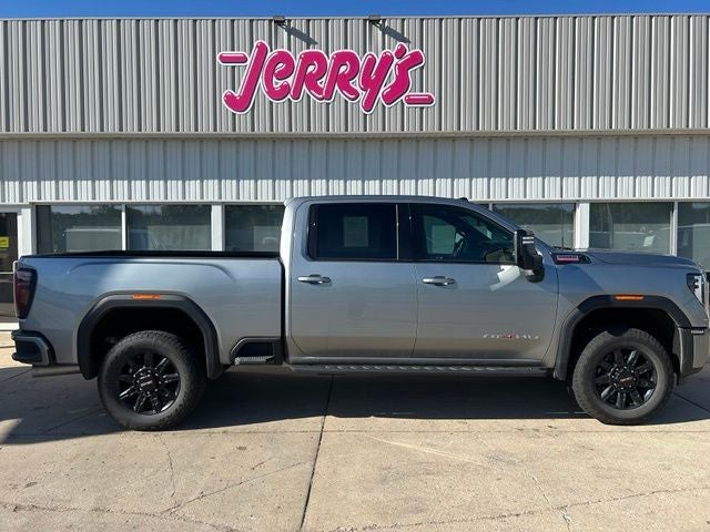 2024 GMC Sierra 2500HD AT4