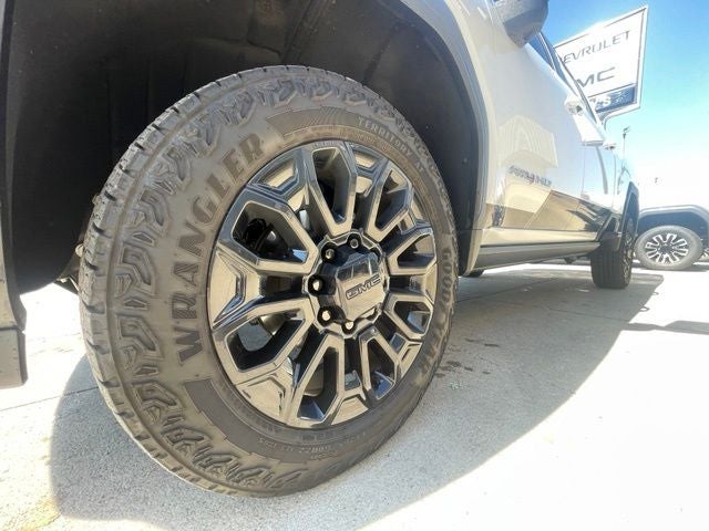 2025 GMC Sierra 2500HD AT4