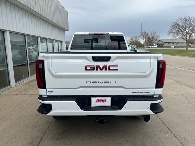 2026 GMC Sierra 2500HD Denali